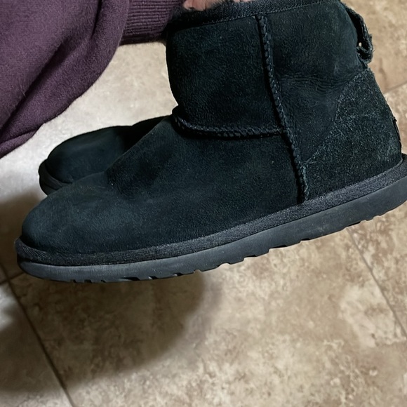 UGG Classic Mini Black Boots - Picture 5 of 9